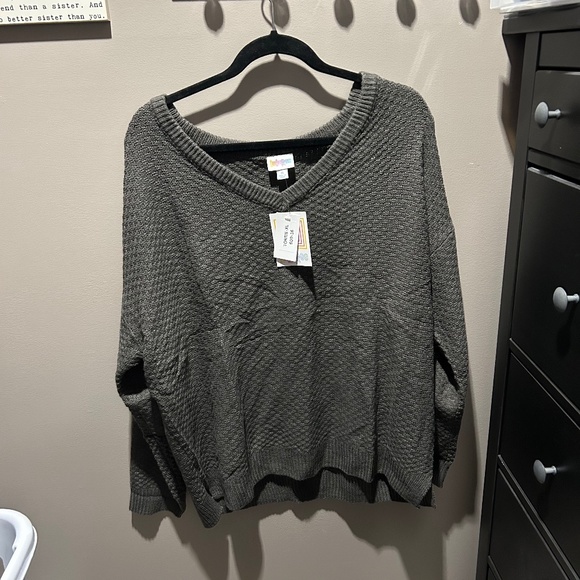 LuLaRoe XL Torrie Sweater - Picture 1 of 2